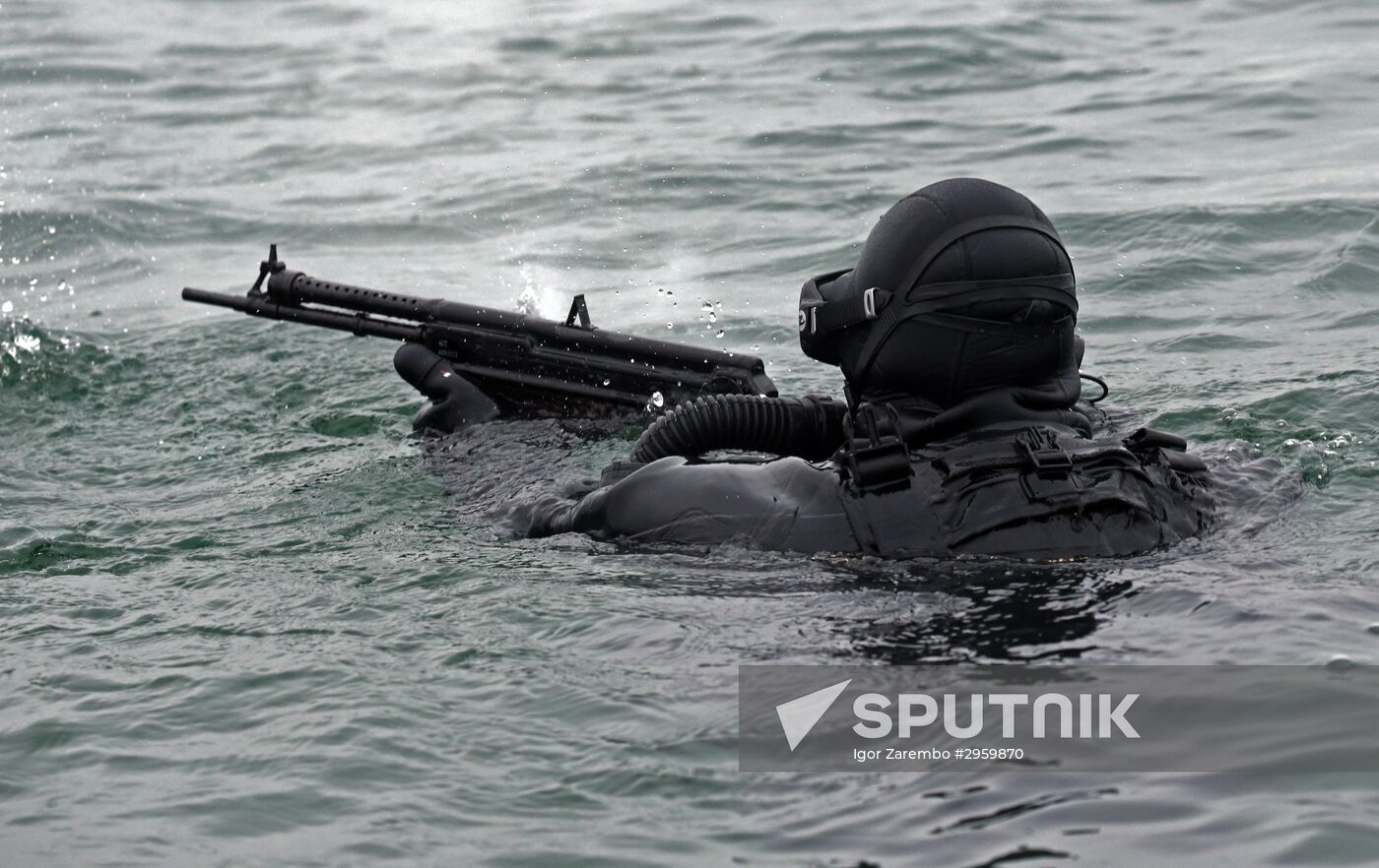 Military swimmers of the Baltic naval base hold training