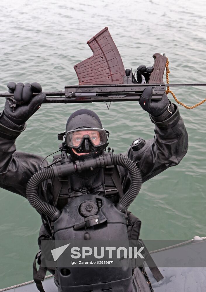 Military swimmers of the Baltic naval base hold training