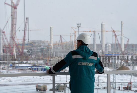 Petrochemical plant construction in Tobolsk