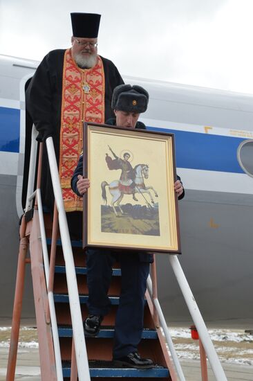 Military aircraft carrying the Icon of St.George passed over the Chelyabinsk region