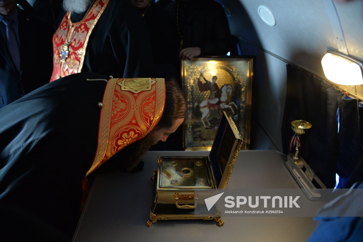 Military aircraft carrying the Icon of St.George passed over the Chelyabinsk region