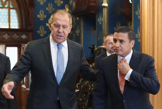 Foreign Minister Sergei Lavrov meets with Guatemalan counterpart