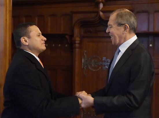 Foreign Minister Sergei Lavrov meets with Guatemalan counterpart