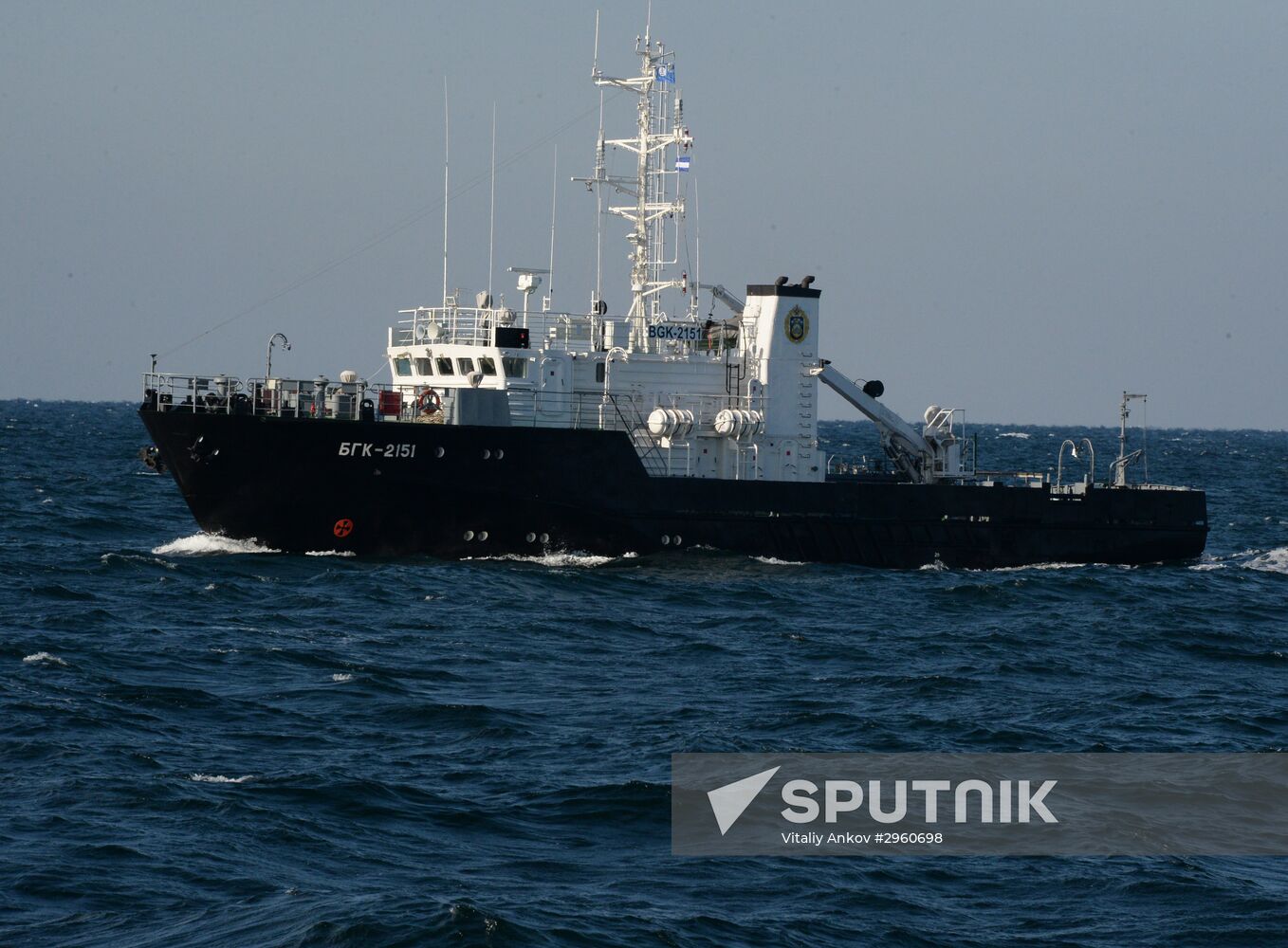 Pacific Fleet's sea rescue service holds drill