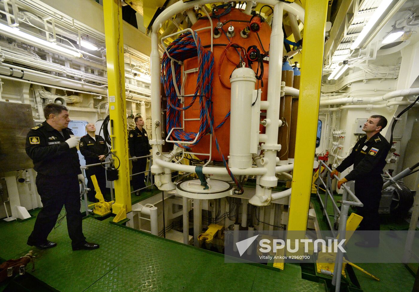 Pacific Fleet's sea rescue service holds drill