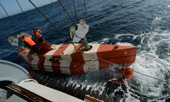 Pacific Fleet's sea rescue service holds drill