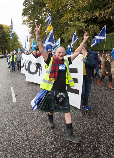 March and rally for Scotland's independence in Edinburgh