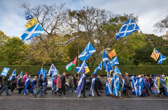 March and rally for Scotland's independence in Edinburgh