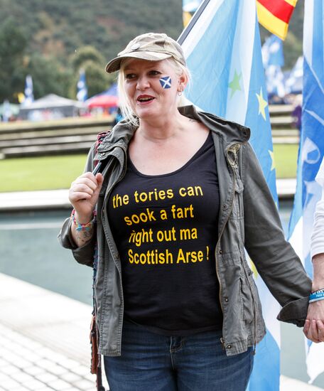 March and rally for Scotland's independence in Edinburgh