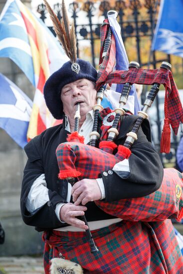 March and rally for Scotland's independence in Edinburgh