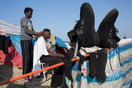 Update on refugee camp in Calais, France
