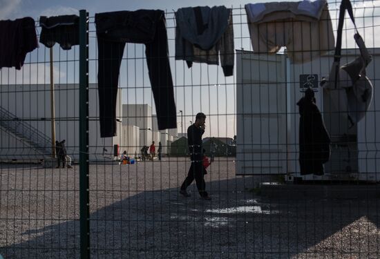 Update on refugee camp in Calais, France