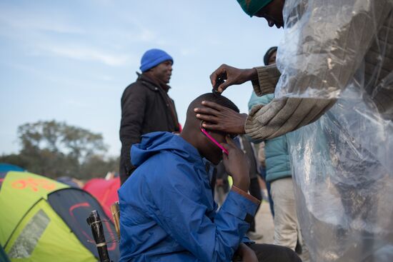 Update on refugee camp in Calais, France