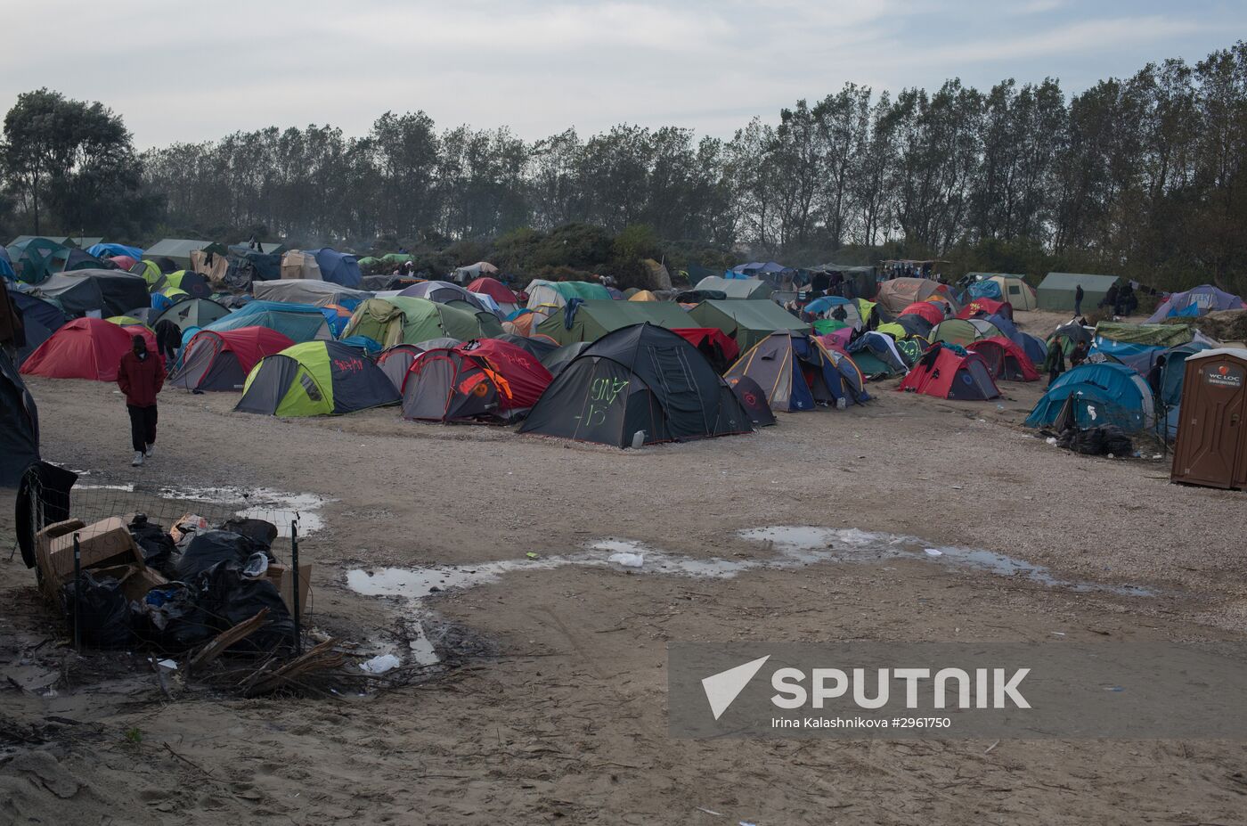 Update on refugee camp in Calais, France