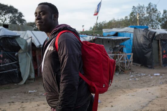 Update on refugee camp in Calais, France