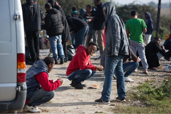 Update on refugee camp in Calais, France