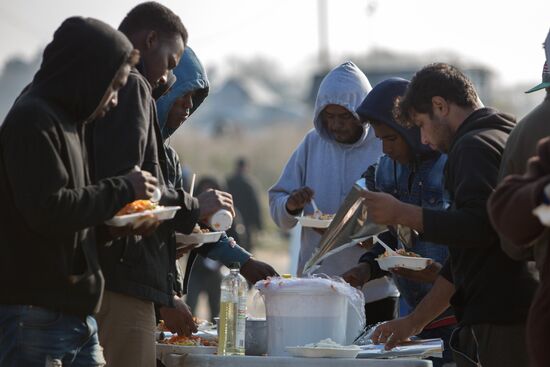 Update on refugee camp in Calais, France