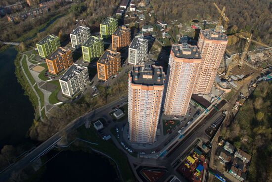 New residential areas in Moscow suburbs