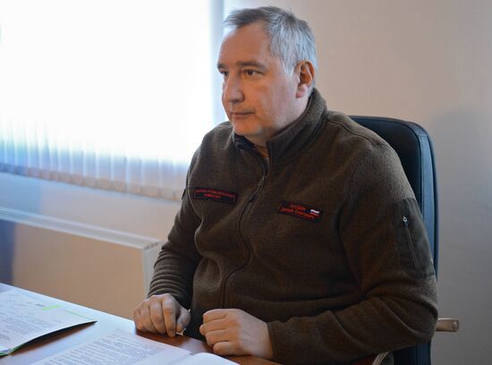 Vice-Prime Minister Dmitry Rogozin visits Vostochny space center