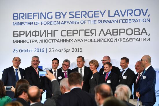 Sergey Lavrov meets with members of the Association of European Businesses