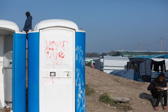 Update on refugee camp in Calais, France