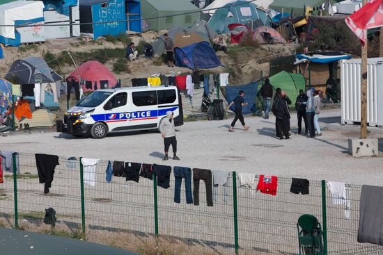 Update on refugee camp in Calais, France