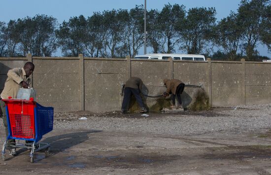 Update on refugee camp in Calais, France
