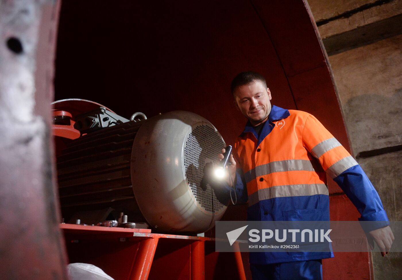 Upgrading ventilation systems inside the Moscow Metro's tunnels