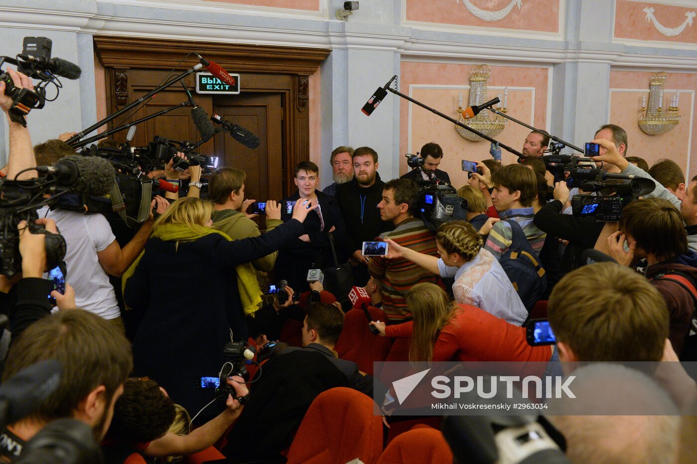 Nadezhda Savchenko arrives in Moscow for appeal hearings on Nikolai Karpyuk and Stanislav Klykh case
