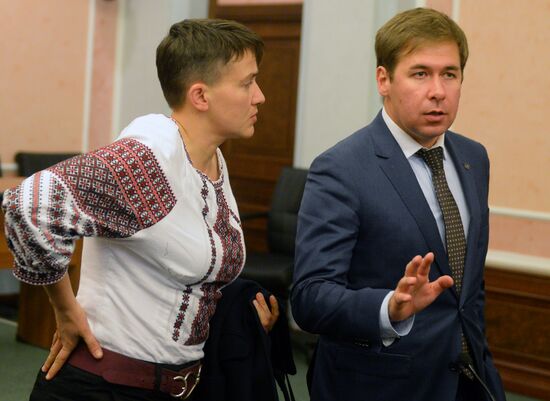 Nadezhda Savchenko arrives in Moscow for appeal hearings on Nikolai Karpyuk and Stanislav Klykh case