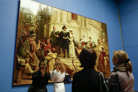 Exhibition of paintigns from mansion of Baron Stieglitz in Hermitage