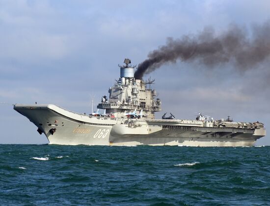 Russian Northern Fleet's carrier battle group sails through English Channel