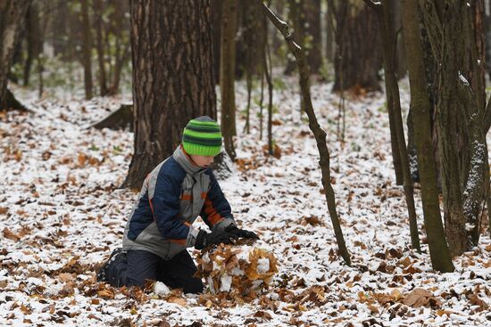 First snow in Moscow