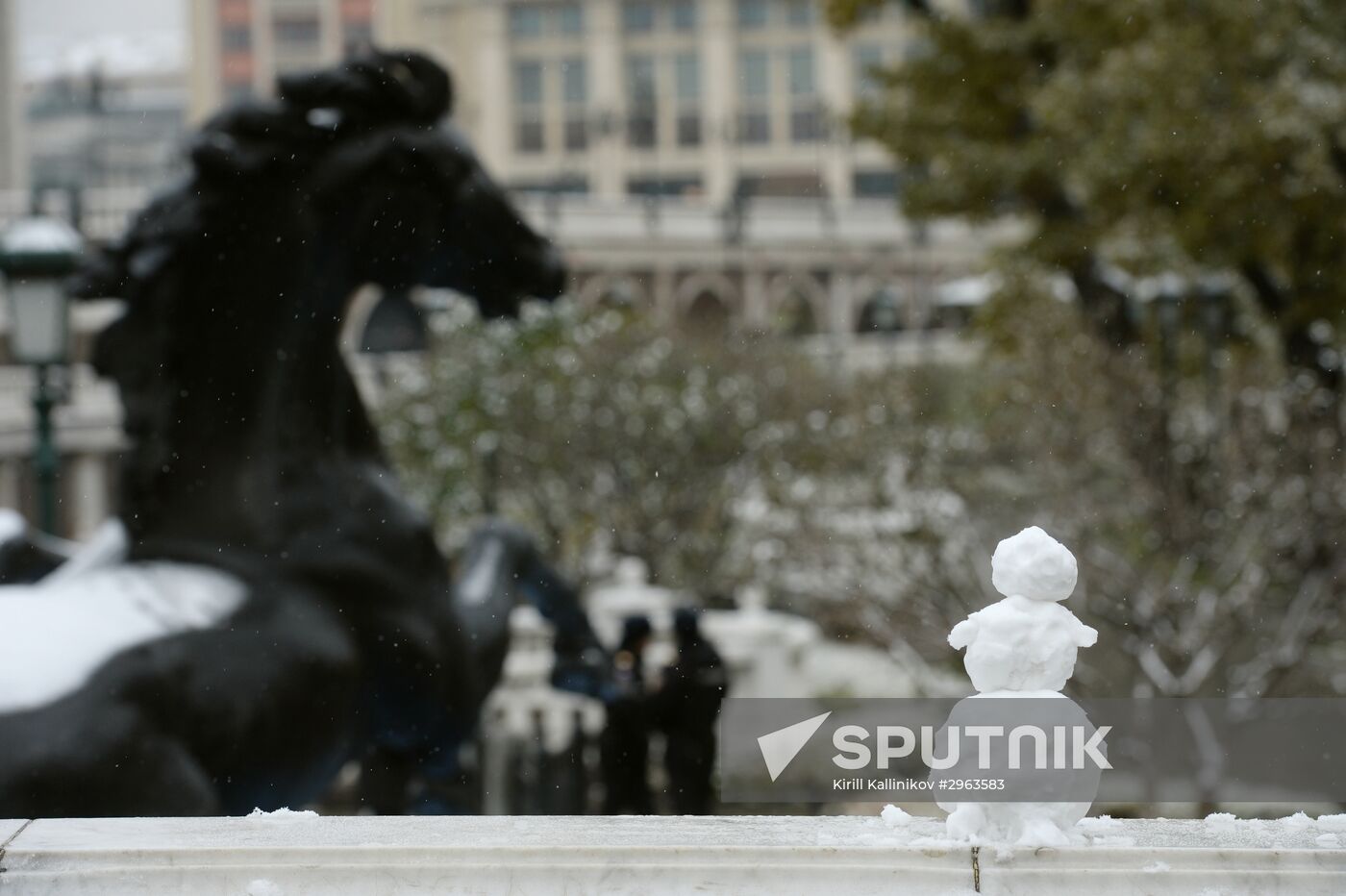 First snow in Moscow