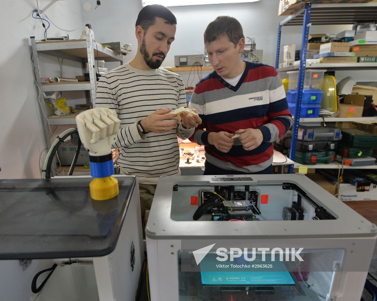 Belarussian young man makes prosthetis for his father