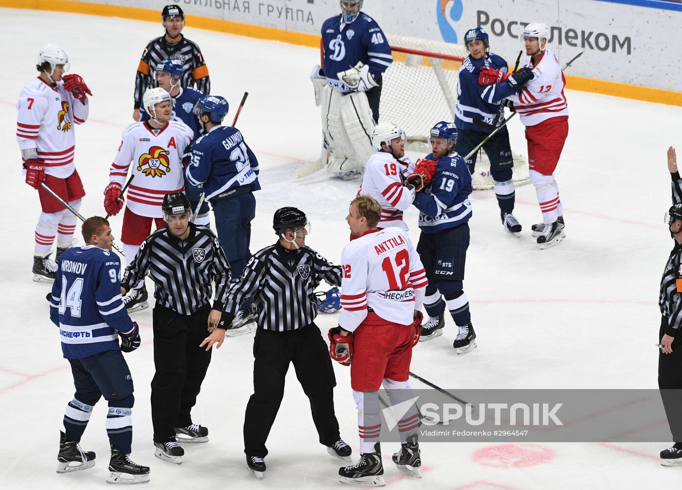 Kontinental Hockey League. Dynamo Moscow vs. Jokerit