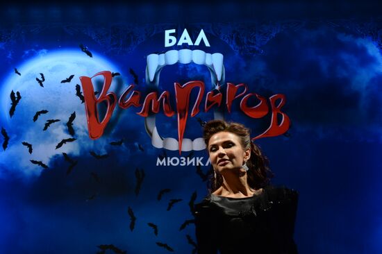 Premiere of Roman Polanski's 'Dance of the Vampires' musical