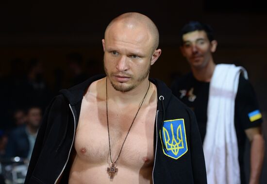 Boxing. Dmitry Bivol vs. Evgueny Makhteyenko