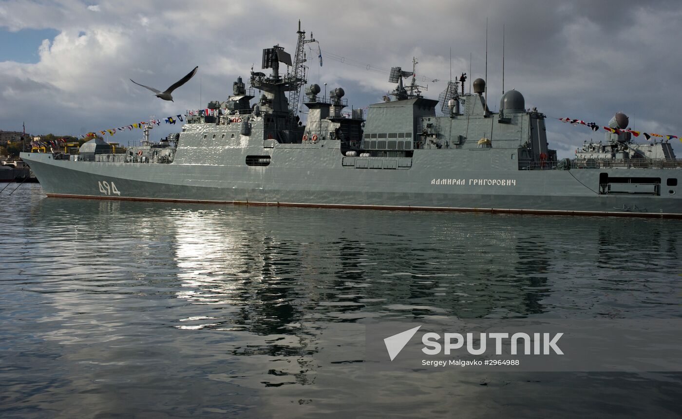 Sevastopol celebrates Russian Navy's 320th anniversary