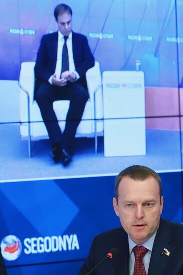 Roundtable entitled "Crimea: An Open Podium"