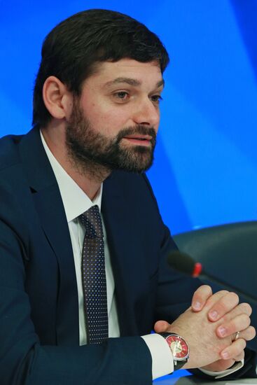 Roundtable entitled "Crimea: An Open Podium"