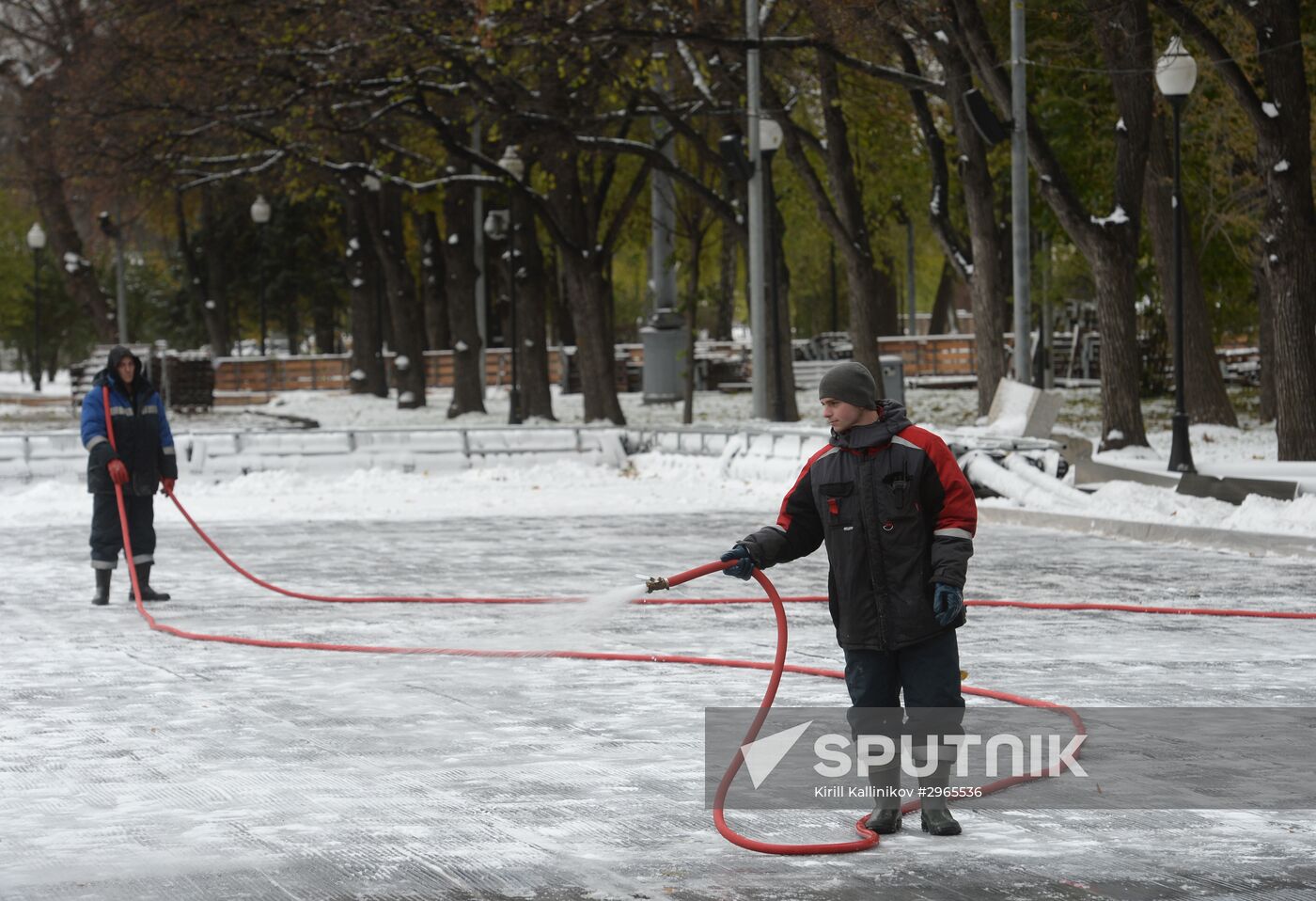 Getting Gorki Park skating rink ready for winter