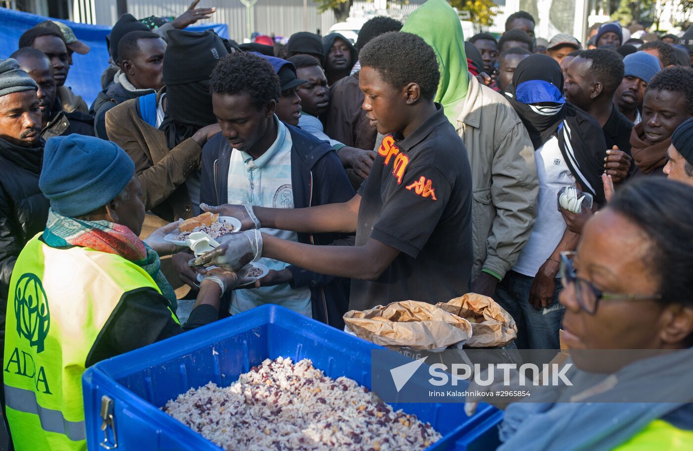 Situation at a Paris refugee camp