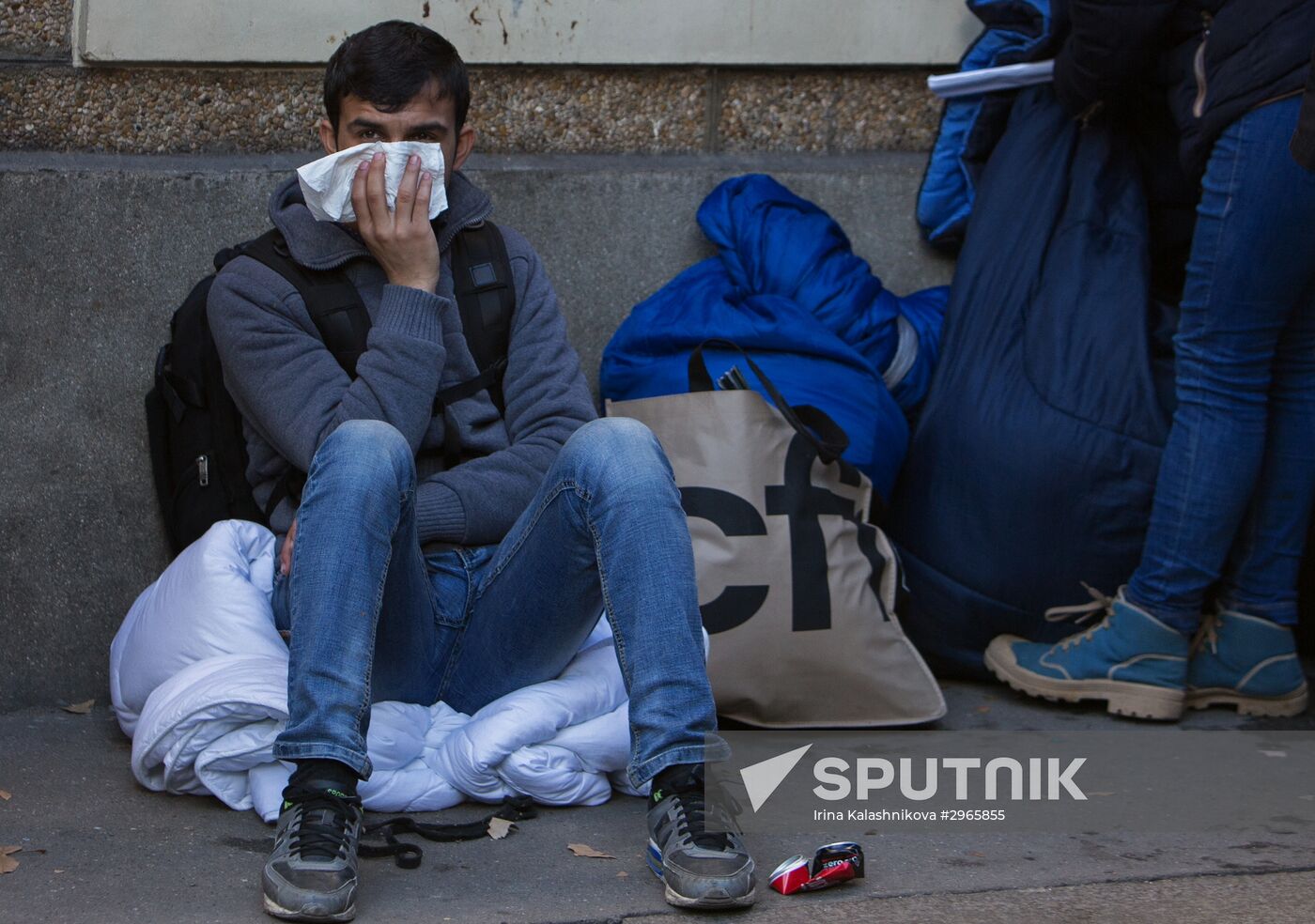 Situation at a Paris refugee camp