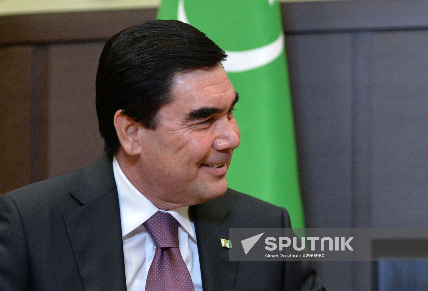 Russian President Vladimir Putin met with Turkmen President Gurbanguly Berdimuhamedov
