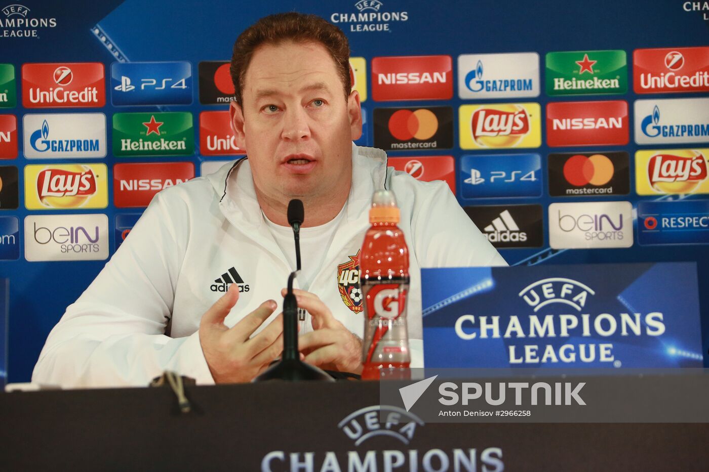 Football. Champions League. CSKA's training session