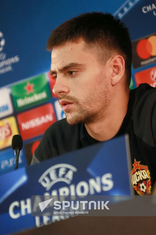 Football. Champions League. CSKA's training session