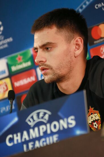 Football. Champions League. CSKA's training session