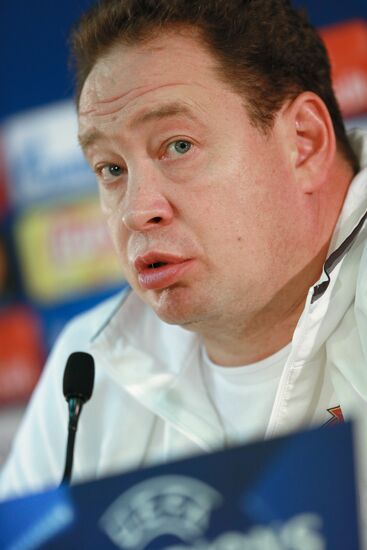 Football. Champions League. CSKA's training session