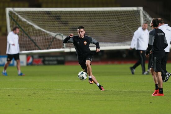Football. Champions League. CSKA's training session